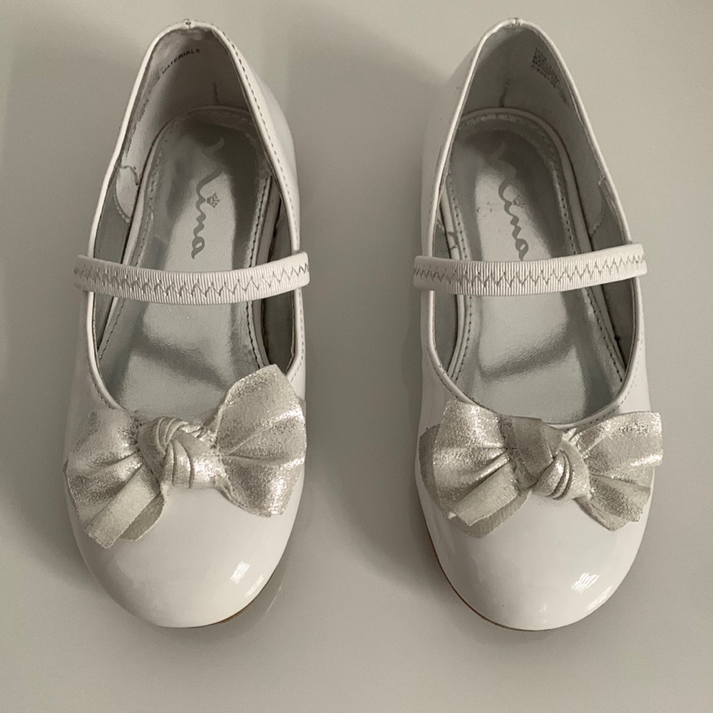 Girls dress white shoes